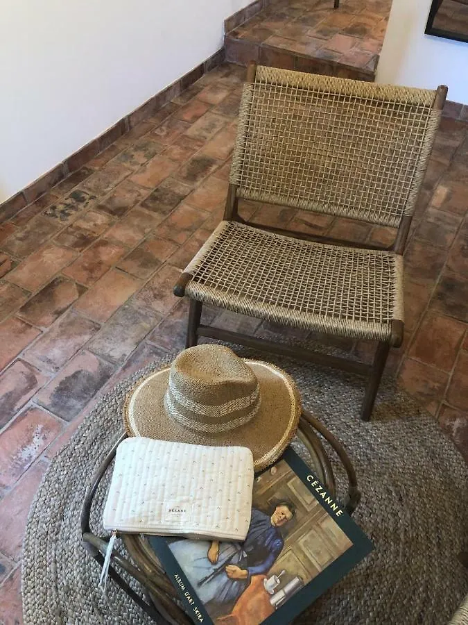 Domaine De Carraire Hotel Aix-en-Provence 2*,